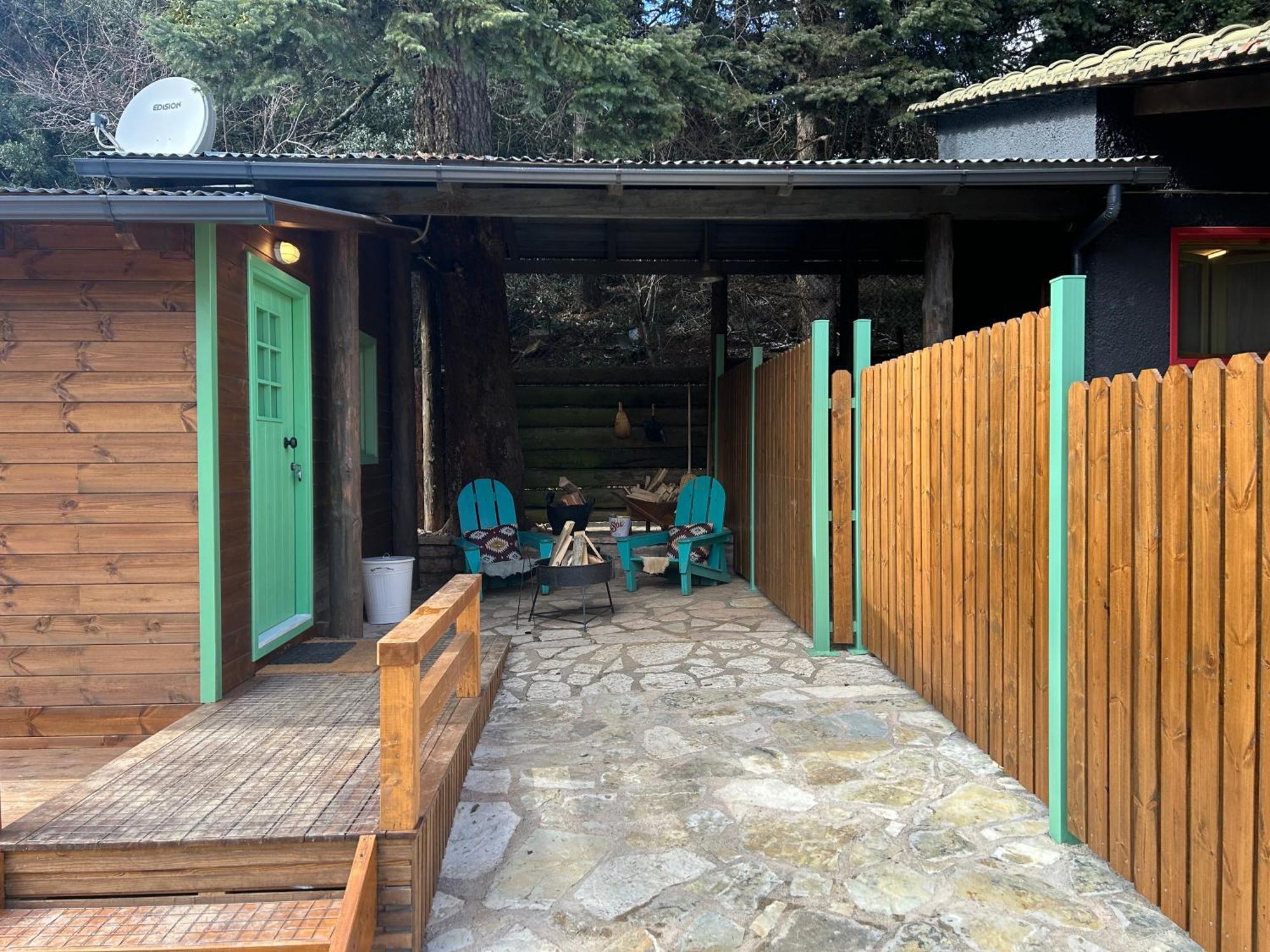 Vasilikia Mountain Farm & Retreat Guest House Pavliani Luaran gambar